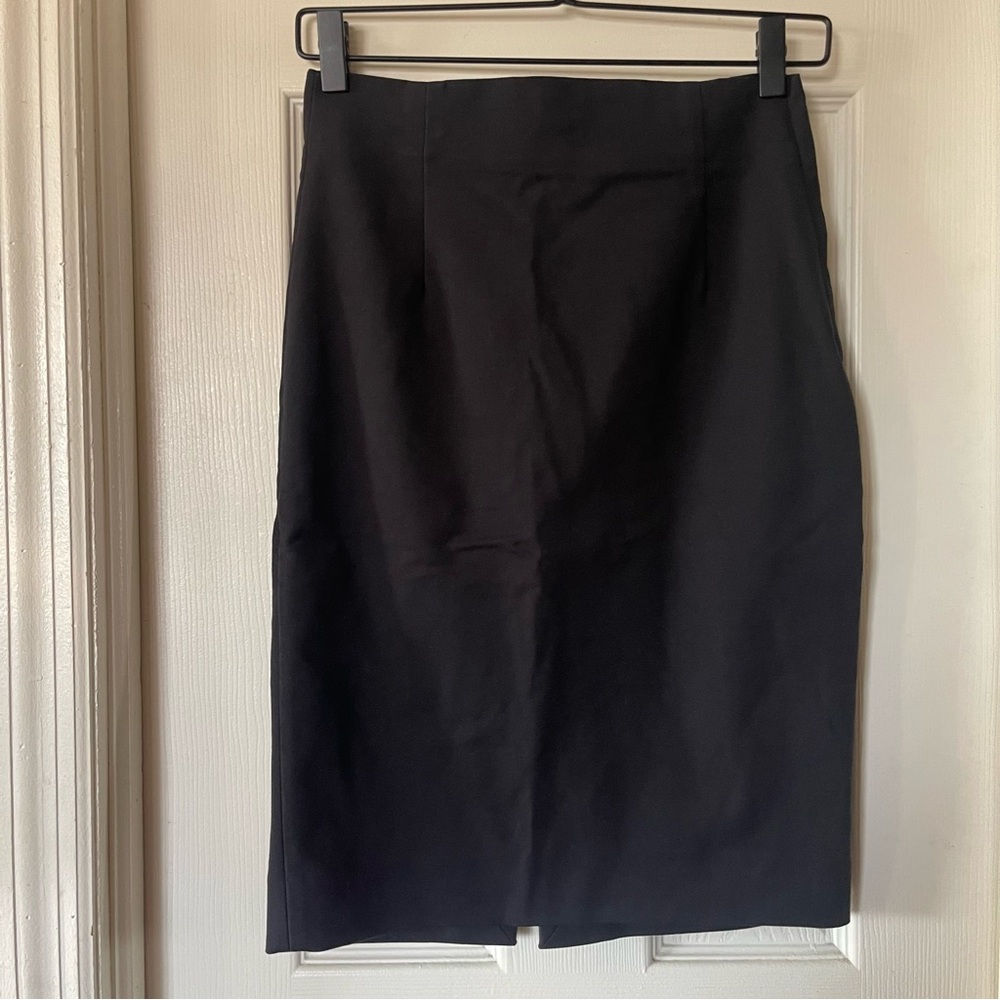 Zara Classic Black Pencil Skirt